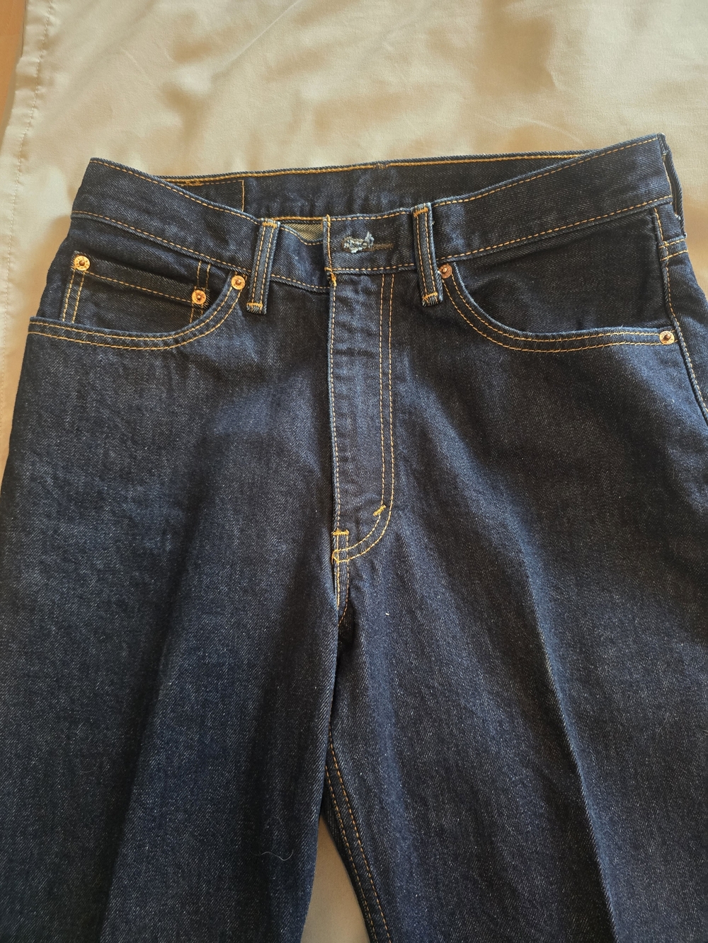 Levi's 550 Relaxed Fit Men's Jeans in Dark Blue W32 L29 - Picture 5 of 5
